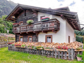 Welcoming Holiday Home with Garden in Tyrol